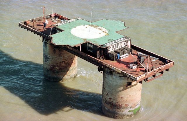 Πέθανε ο «πρίγκιπας της Sealand», Ρόι Μπέιτς